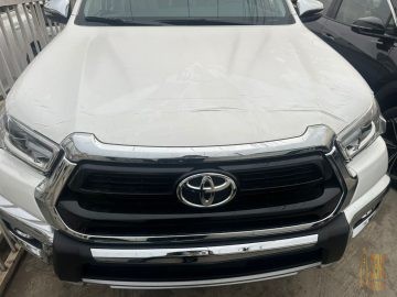 2025 GLX TOYOTA HILUX BRAND NEW